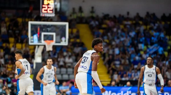 Ελλάδα – Βοσνία 77-80: «Λύγισε» χωρίς Γιάννη Αντετοκούνμπο και θα δώσει τελικό πρώτης θέσης ομίλου στο Eurobasket με την Ισπανία