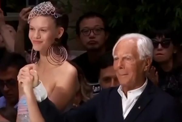 Τζόρτζιο Αρμάνι: Σήμερα το στερνό αντίο στον μεγάλο σχεδιαστή μόδας – Θα ταφεί στο χωριό του δίπλα στην οικογένειά του