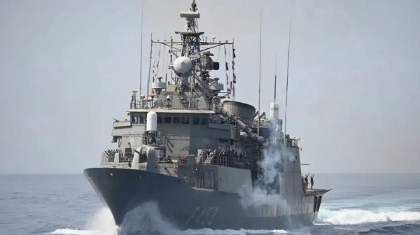 Πολεμικό Ναυτικό: Σε κρίσιμη φάση ο εκσυγχρονισμός των φρεγατών τύπου ΜΕΚΟ – Η «task force» του ΓΕΝ