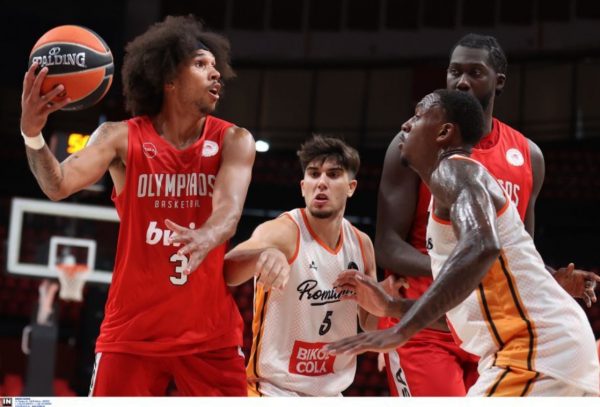 Φιλική νίκη με 95-67 του Ολυμπιακού κόντρα στον Προμηθέα - Το πρώτο καλάθι του Έβανς