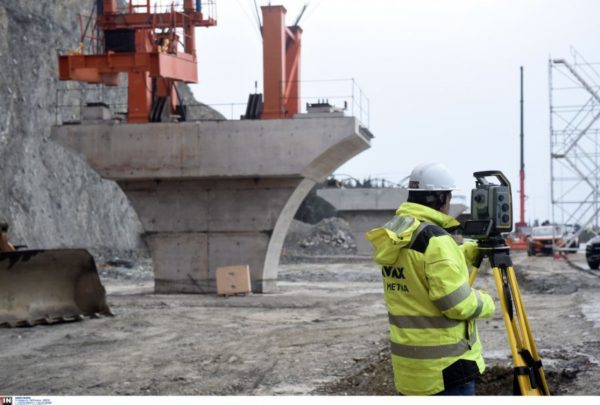 Εντυπωσιασμένος από την εξέλιξη του Flyover δήλωσε ο Κ. Χατζηδάκης