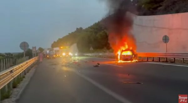 Τροχαίο στην Ολυμπία Οδό: «Είναι πολύ δύσκολες οι στιγμές, δεν ξέρουμε τι ακριβώς έχει γίνει», λέει ο γιος του 54χρονου που σκοτώθηκε