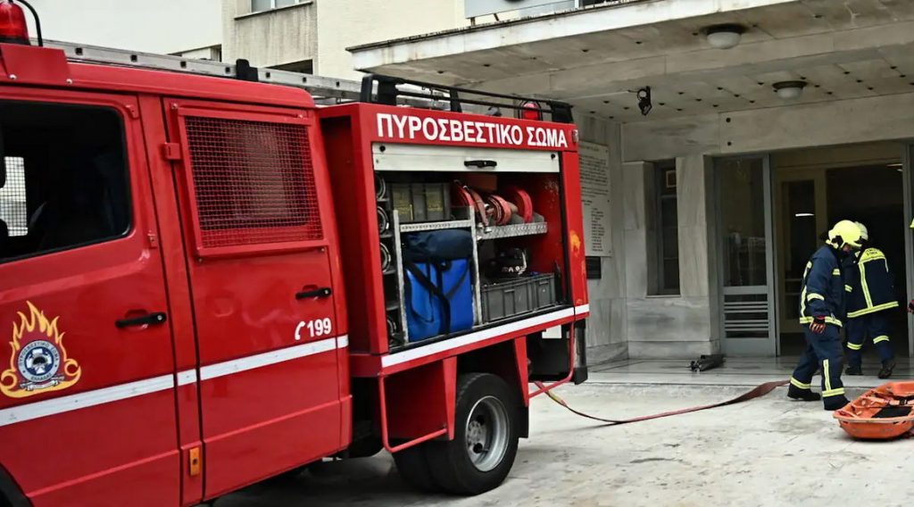 Εγγονός έσωσε τον 71χρονο παππού του όταν ξέσπασε φωτιά στο διαμέρισμα που έμενε στις Σέρρες