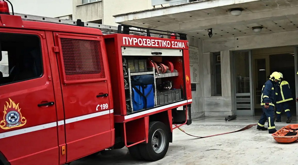 Πυρκαγιά σε εργοστάσιο στην Κηφισιά – Εκτροπή της κυκλοφορίας στο σημείο