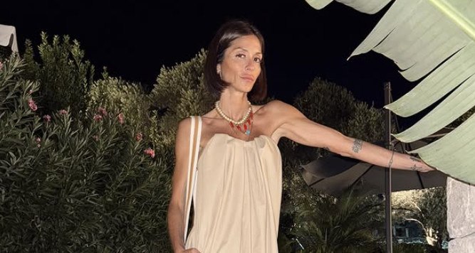 Η Σοφία Καρβέλα παρακολούθησε με βιντεοκλήση τη συναυλία της Άννας Βίσση από την Αμερική: «Περήφανη για σένα μαμά»