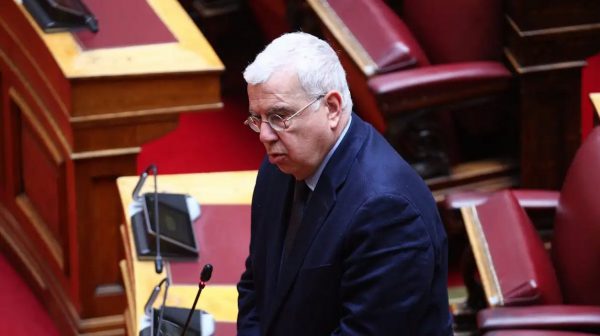 Στράτος Σιμόπουλος: Να αποσυρθεί η νομοθετική ρύθμιση για τη διάρθρωση του ΔΣ της ΔΕΘ