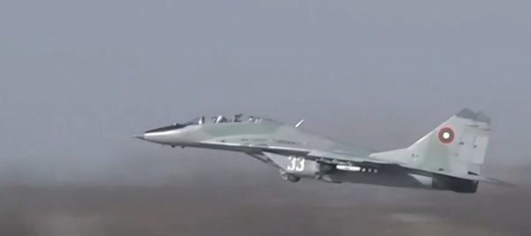 Συναγερμός στην Πολωνία: Απογειώθηκαν μαχητικά αεροσκάφη - Μαζική επίθεση της Ρωσίας στην Ουκρανία