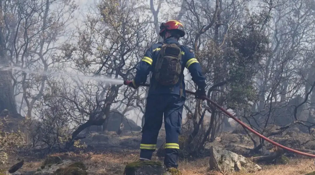 Λέσβος: 18 μήνες φυλακή σε 20χρονο για τη μεγάλη πυρκαγιά στη Βρίσα – Του αναγνωρίστηκαν ελαφρυντικά