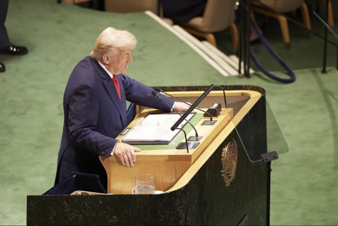 Η αναφορά του Ντόναλντ Τραμπ στην Ελλάδα στην ομιλία του στον ΟΗΕ: «Το 54% των κρατουμένων είναι μετανάστες»