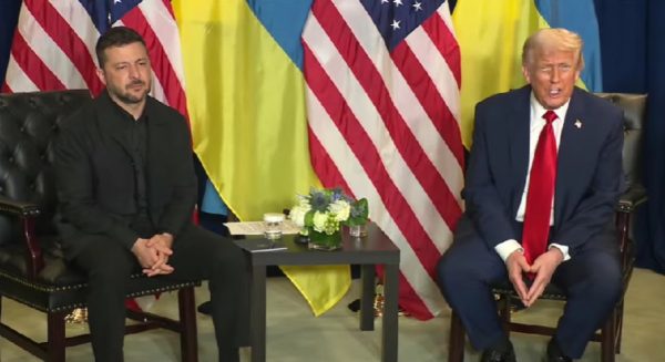 Τι σημαίνει η στροφή 180 μοιρών του Τραμπ στο ζήτημα της Ουκρανίας: Η χρυσή ευκαιρία του Κιέβου και ο ξεκάθαρος κίνδυνος