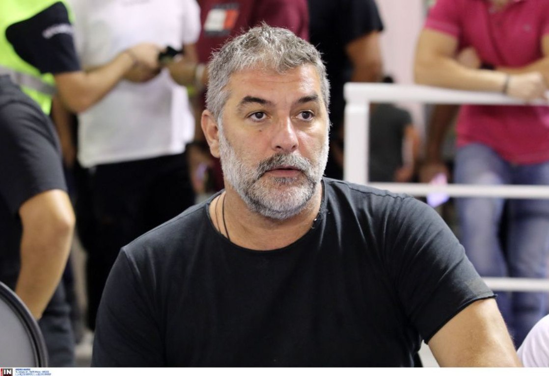 Βασίλης Μπισμπίκης: «Ήθελα να έχω μια φωλιά, που να αράζουμε με τη Δέσποινα Βανδή, χειμώνα, καλοκαίρι»