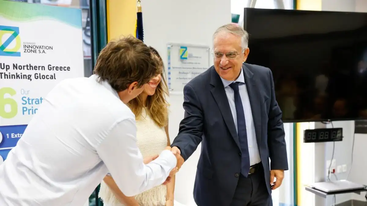 Θεοδωρικάκος: Στρατηγική συνεργασία της Ελλάδας με τον τεχνολογικό κολοσσό OpenAI