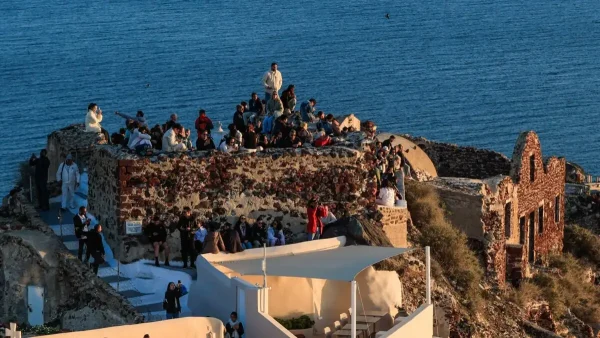 Τουρισμός: Αυξήθηκαν κατά 12,5% τα έσοδα στο επτάμηνο 2025