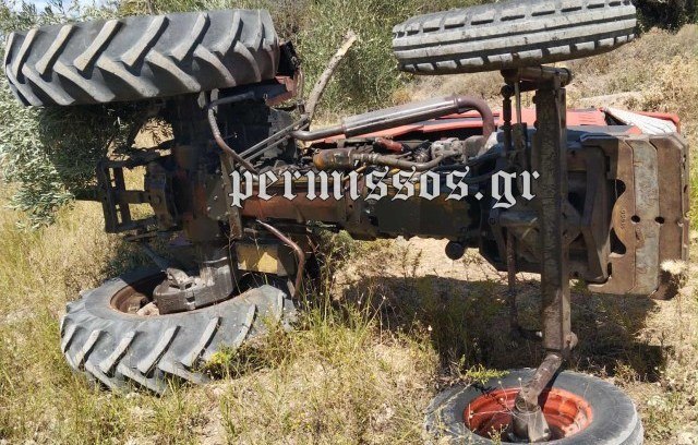 Κατέληξε αγρότης που είχε καταπλακωθεί από το τρακτέρ του