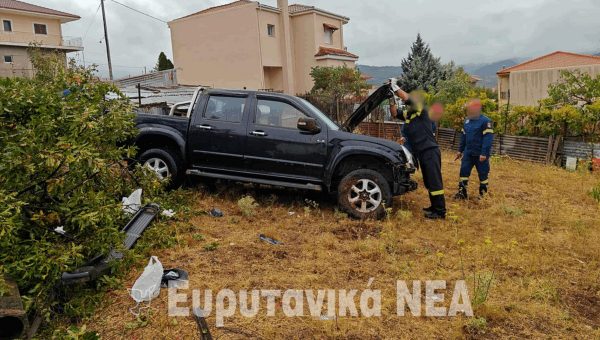 Καρπενήσι: Αγροτικό έφυγε σε χωράφι (ΦΩΤΟ)