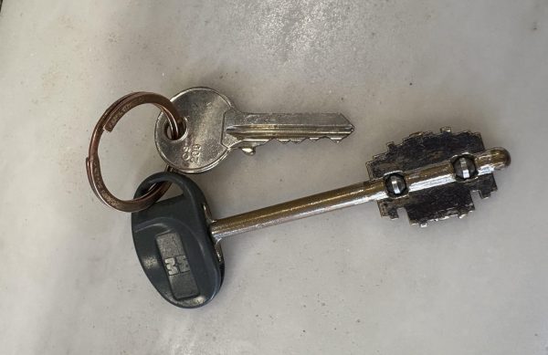 Βρέθηκαν κλειδιά στο κέντρο της Λαμίας