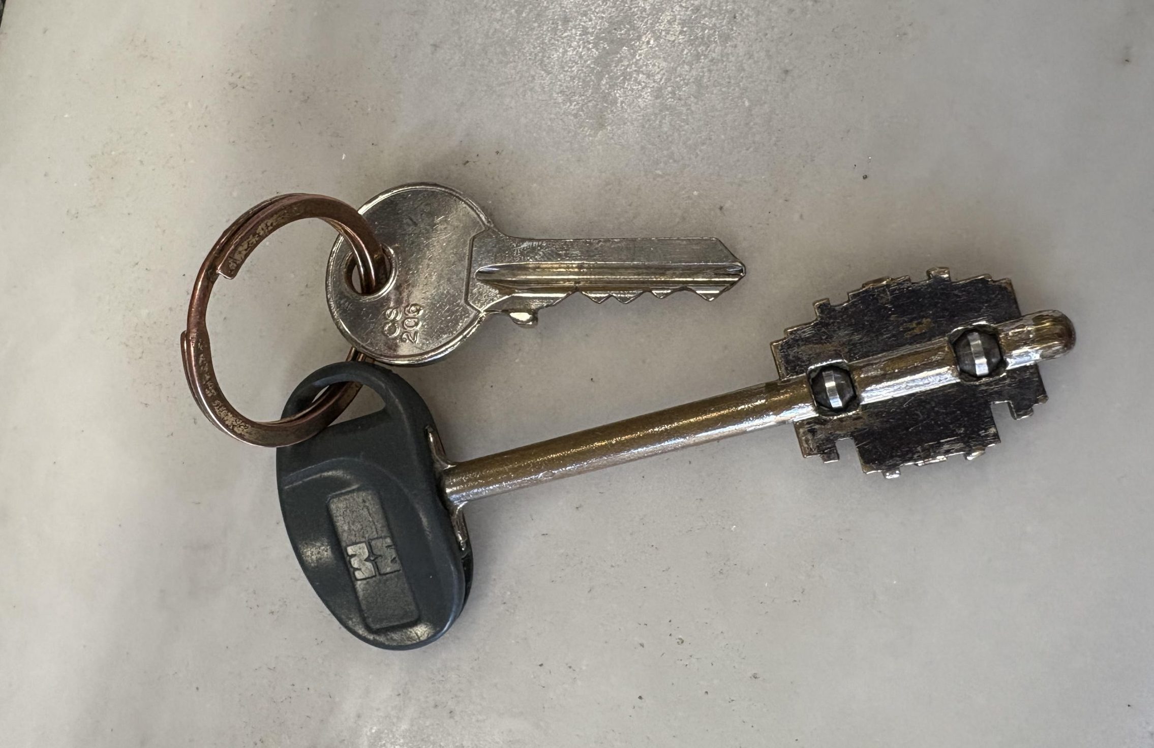 Βρέθηκαν κλειδιά στο κέντρο της Λαμίας