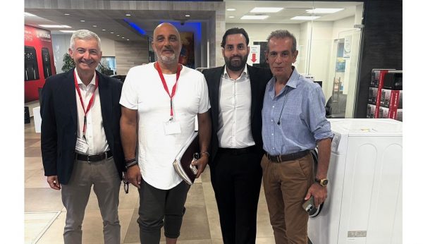 Η Λαμία στην ετήσια παρουσίαση της MORRIS - Ο Πάνος Αναστασίου ανάμεσα στους εκλεκτούς καλεσμένους