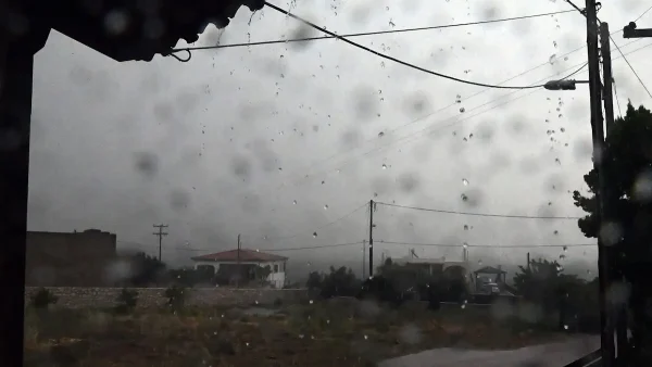 Καιρός: Έκτακτο δελτίο επικίνδυνων καιρικών φαινομένων από την ΕΜΥ – Πού και πότε θα χτυπήσουν ισχυρές βροχές και καταιγίδες