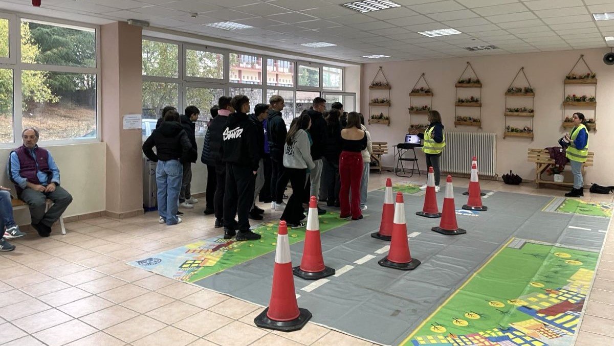 «Ζήτημα Ζωής» στο Καρπενήσι με εντυπωσιακή συμμετοχή μαθητών/τριών