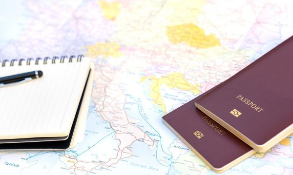 Στην 6η θέση με τα πιο ισχυρά διαβατήρια στον κόσμο για το 2025 η Ελλάδα - Οι ΗΠΑ εκτός Top-10