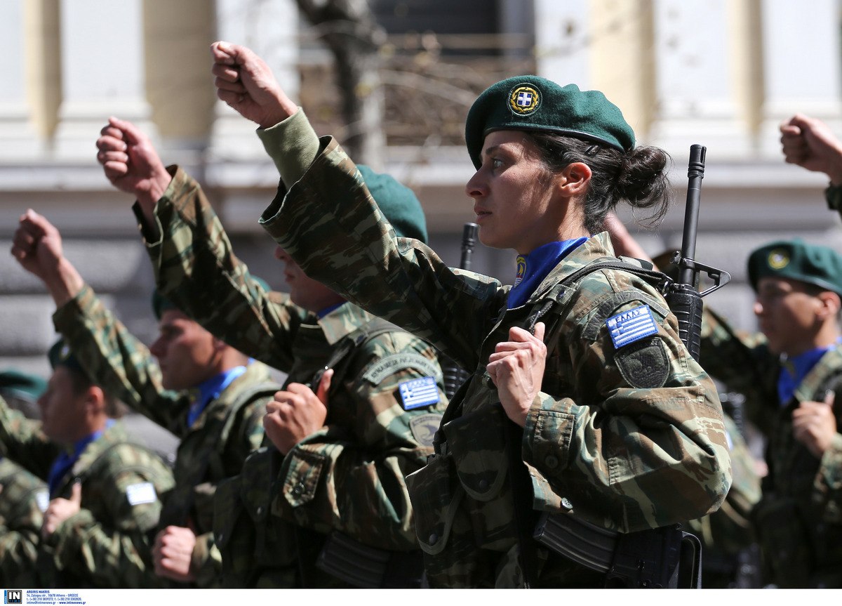 Σταϊκούρας: Στη Λαμία το μοναδικό σημείο υποδοχής γυναικών στο στρατό