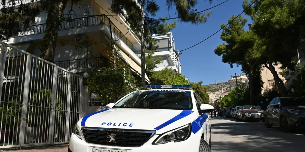 Πάτρα: Το καθαρό καρέ της Λόρα σε μίνι μάρκετ και η μαρτυρία φίλης της – «Ήθελε καιρό να φύγει»