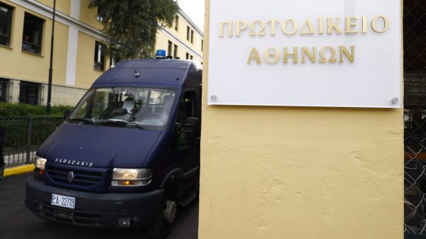 Προφυλακίστηκε ο 24χρονος που μαχαίρωσε τον 37χρονο στο Περιστέρι - «Ηταν η κακιά στιγμή» είπε στον ανακριτή