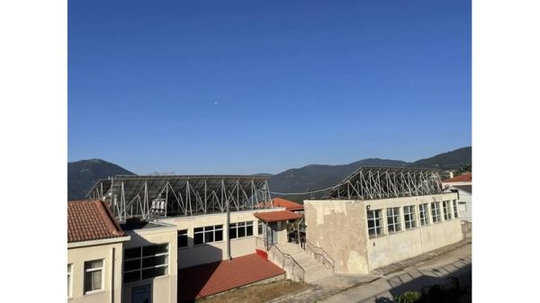 Δήμος Καρπενησίου: Λύνεται το χρόνιο πρόβλημα του σχολικού συγκροτήματος στον Προφήτη Ηλία