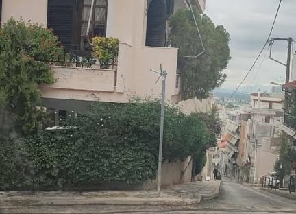 Σε αυτή τη διασταύρωση πρέπει να μπει και πάλι καθρέφτης