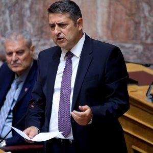Ο Γιώργος Μυλωνάκης επέστρεψε σπίτι του – Πήρε εξιτήριο από το κέντρο αποκατάστασης μετά το εγκεφαλικό επεισόδιο