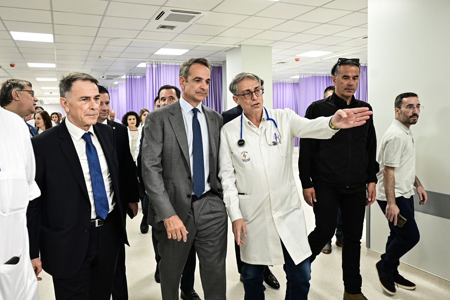 Μητσοτάκης από το Αττικόν: Επενδύουμε στις αναβαθμισμένες υποδομές και στους ανθρώπους του ΕΣΥ - Τα νοσοκομεία αλλάζουν προς όφελος των ασθενών