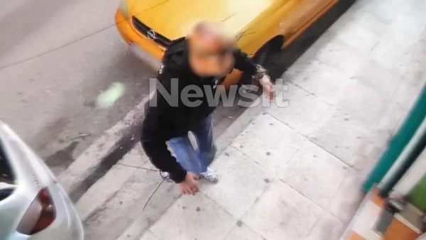 Άγιος Παντελεήμονας: Βίντεο ντοκουμέντο με τον 48χρονο να ζητά βοήθεια γεμάτος αίματα μετά τη δολοφονία του 31χρονου