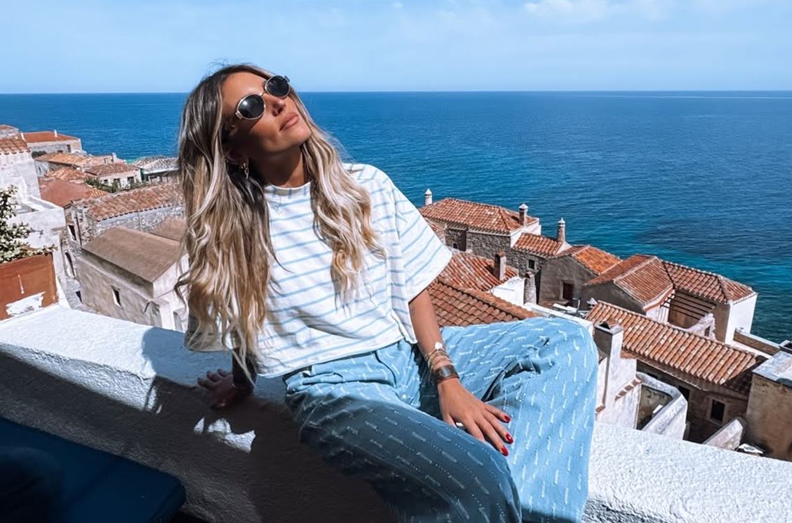 Αθηνά Οικονομάκου: «Το 2025 τελειώνει, δεν προλαβαίνουμε για γάμο» – Τι είπε για τα αρνητικά σχόλια