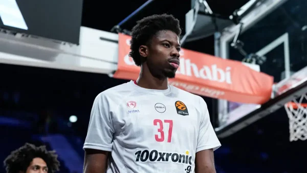 Ο Κώστας Αντετοκούνμπο κέρδισε μία θέση στο top10 της δεύτερης αγωνιστικής στη Euroleague