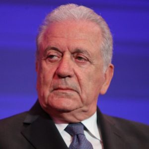 Αβραμόπουλος για το ένταλμα σύλληψης των Βέλγων: Απολύτως αβάσιμο ζήτημα, δεν θα κάνω χρήση της ασυλίας, ζητώ πλήρη δικαστική έρευνα