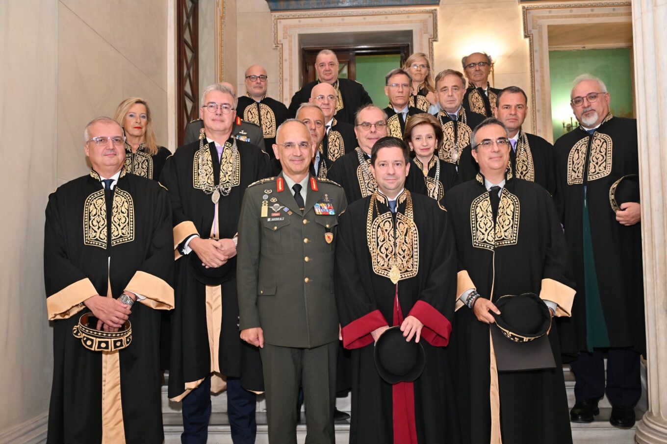 Επίτιμος διδάκτορας στο ΕΚΠΑ ο Αρχηγός ΓΕΕΘΑ, Στρατηγός Δημήτριος Χούπης