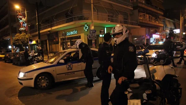 Άγρια συμπλοκή στον Νέο Κόσμο: Οδηγός φορτηγού τραυμάτισε με μαχαίρι 3 συναδέλφους του – 5 συλλήψεις