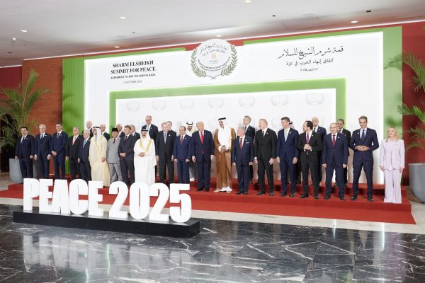 Η Διακήρυξη Ντόναλντ Τραμπ για ειρήνη και ευημερία στη Γάζα: Το σχέδιο και η επόμενη μέρα στη Μέση Ανατολή