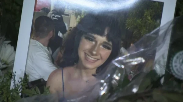 Νεκρή σε τροχαίο στο Νιου Τζέρσεϊ 17χρονη Ελληνίδα και μία φίλη της - Τις παρέσυρε όχημα συμμαθητή τους