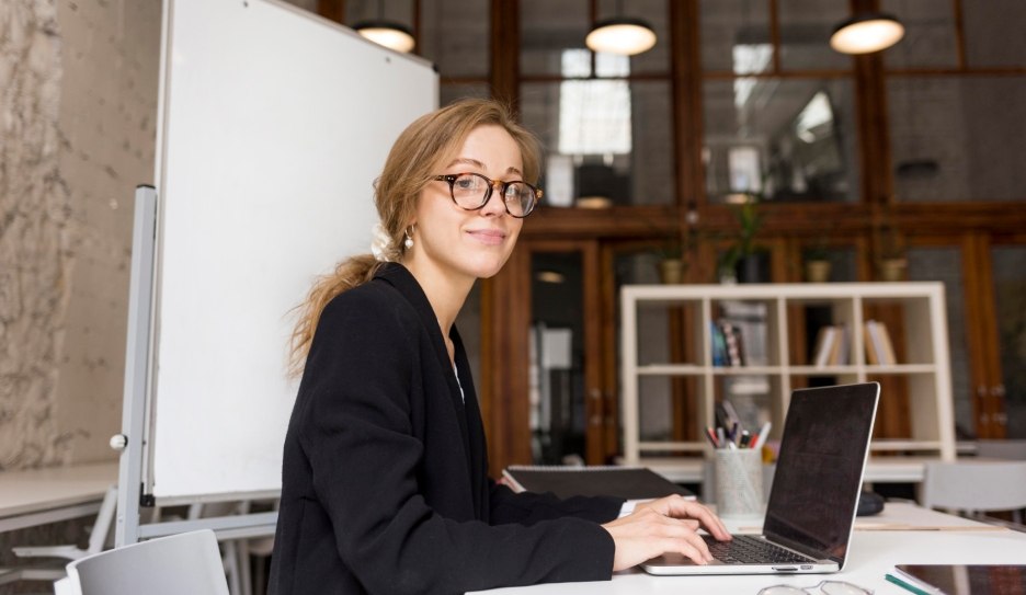 Τα επαγγέλματα που καταστρέφουν την ψυχική σου υγεία και προκαλούν τη μεγαλύτερη επαγγελματική εξουθένωση