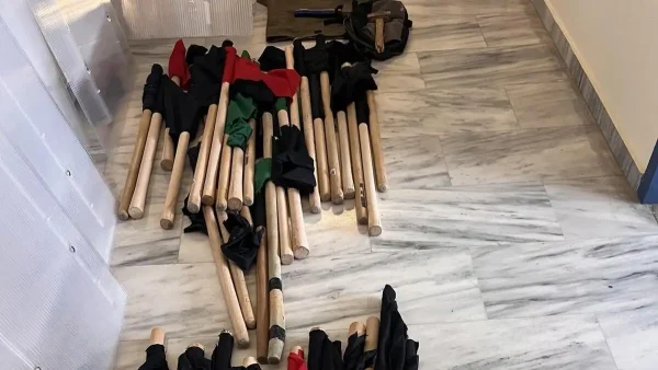 Ηράκλειο: 6 συλλήψεις για την επίθεση στον Μάκη Βορίδη – Δείτε τι βρέθηκε στην κατάληψη του κτιρίου «Ευαγγελισμός»