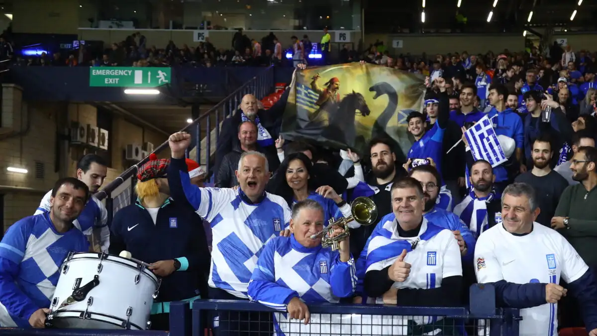 Δανία – Ελλάδα: Οι Έλληνες φίλαθλοι έκαναν μπλε την Κοπεγχάγη
