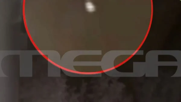 Φοινικούντα: Η στιγμή που ο δολοφόνος αποχωρεί με το σκούτερ από το κάμπινγκ μετά το έγκλημα – Βίντεο ντοκουμέντο