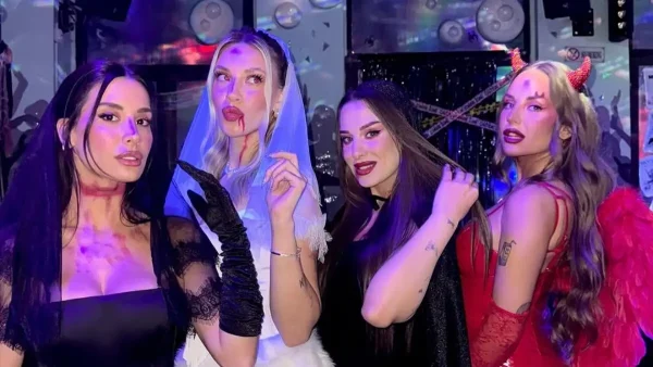 Ανδρομάχη: Φωτογραφίες από το πάρτι γενεθλίων της με θέμα το Halloween – Ντύθηκε διαβολάκι ενώ η Γαρυφαλλιά Καληφώνη ματωμένη νύφη