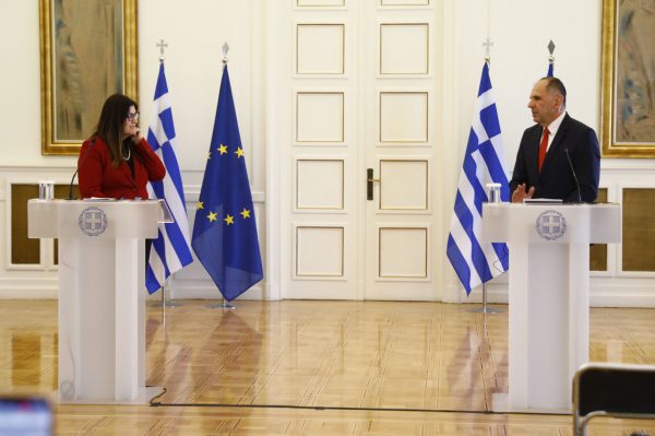 Γεραπετρίτης: Η Ελλάδα φιλοδοξεί να διαδραματίσει ενεργό ρόλο στην επόμενη μέρα στη Γάζα και τη Μέση Ανατολή