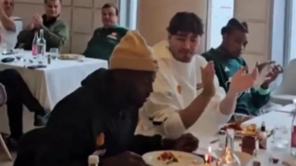 Παναθηναϊκός: Η τούρτα έκπληξη στον Γκραντ για τα 33α γενέθλιά του - Βίντεο