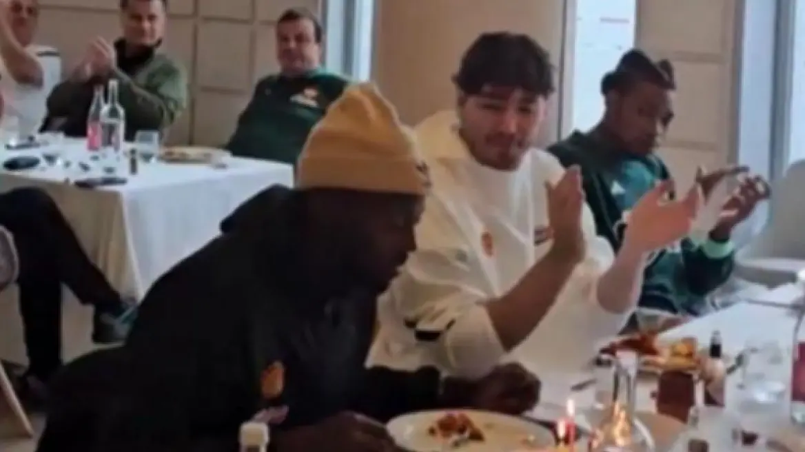 Παναθηναϊκός: Η τούρτα έκπληξη στον Γκραντ για τα 33α γενέθλιά του - Βίντεο