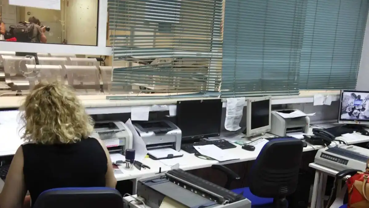 Ποιοι δεν πληρώνουν την εφορία: Πάνω από 4 εκατ. με χρέη, αλλά μόνο 3,8% σε ρύθμιση - Οι ΙΚΕ φουσκώνουν τα φέσια