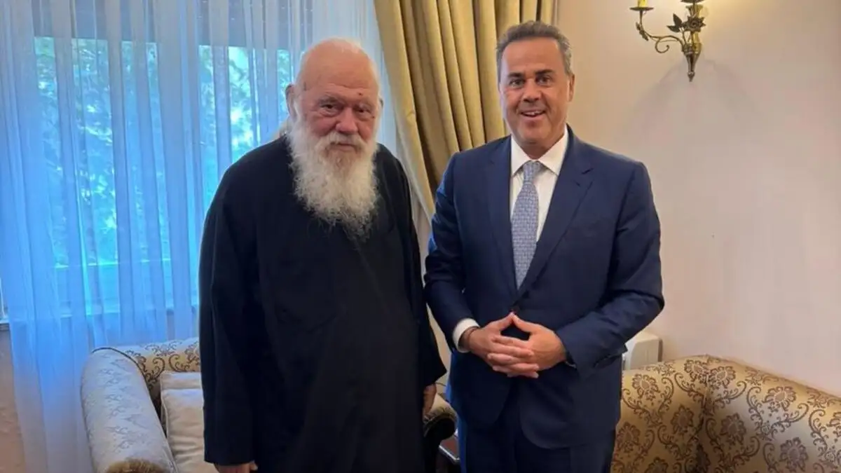 Αρχιεπίσκοπος Ιερώνυμος: Συνάντηση με τον Σταύρο Παπασταύρου – «Σπουδαίο το έργο του Μακαριότατου»